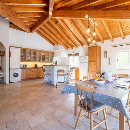Casa Garrod - Spacious Family Villa Aljezur Eksteriør billede