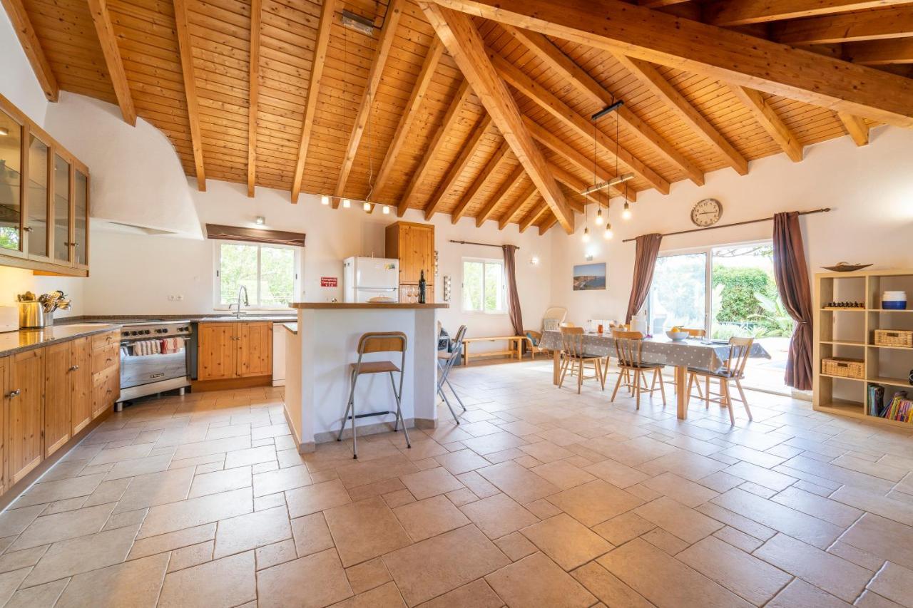Casa Garrod - Spacious Family Villa Aljezur Eksteriør billede